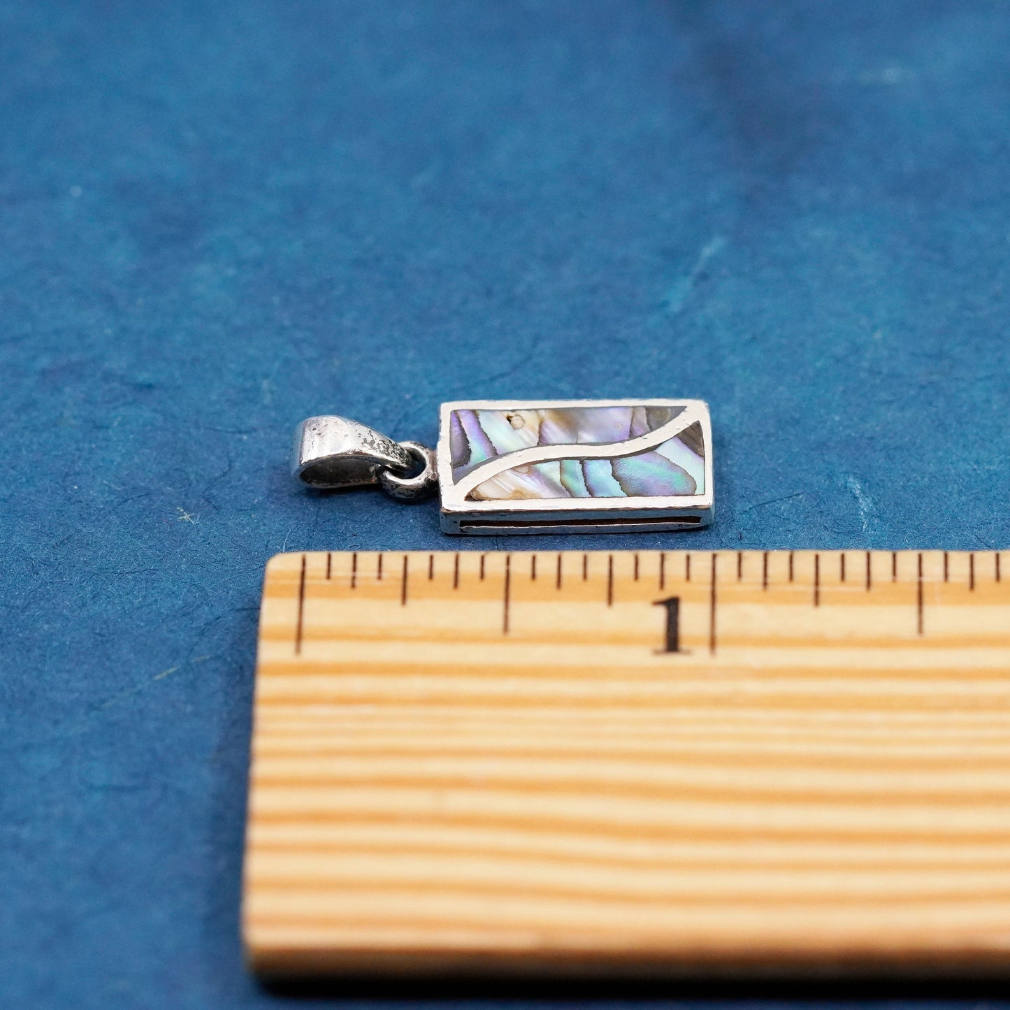 Vintage Sterling 925 silver handmade rectangular pendant with abalone