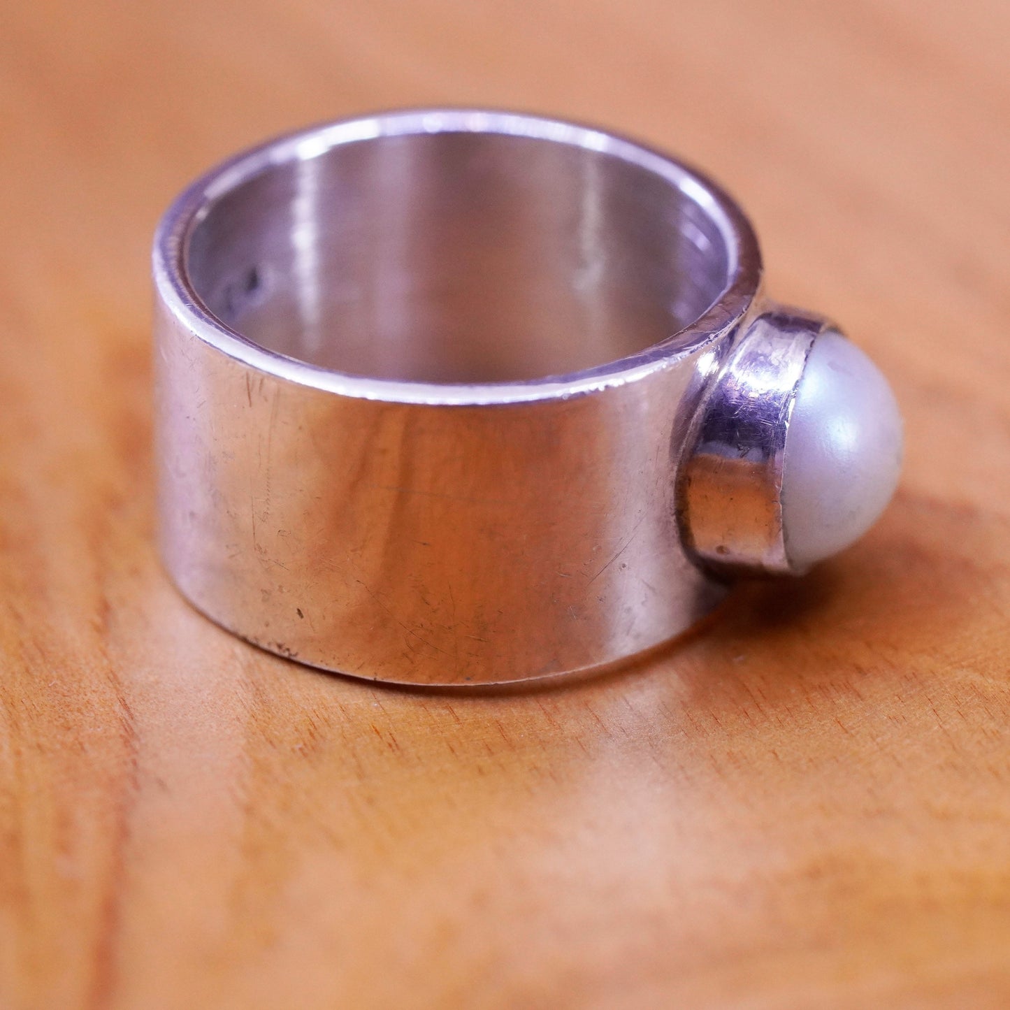 Size 6, vintage modern Sterling 925 silver handmade band ring with pearl