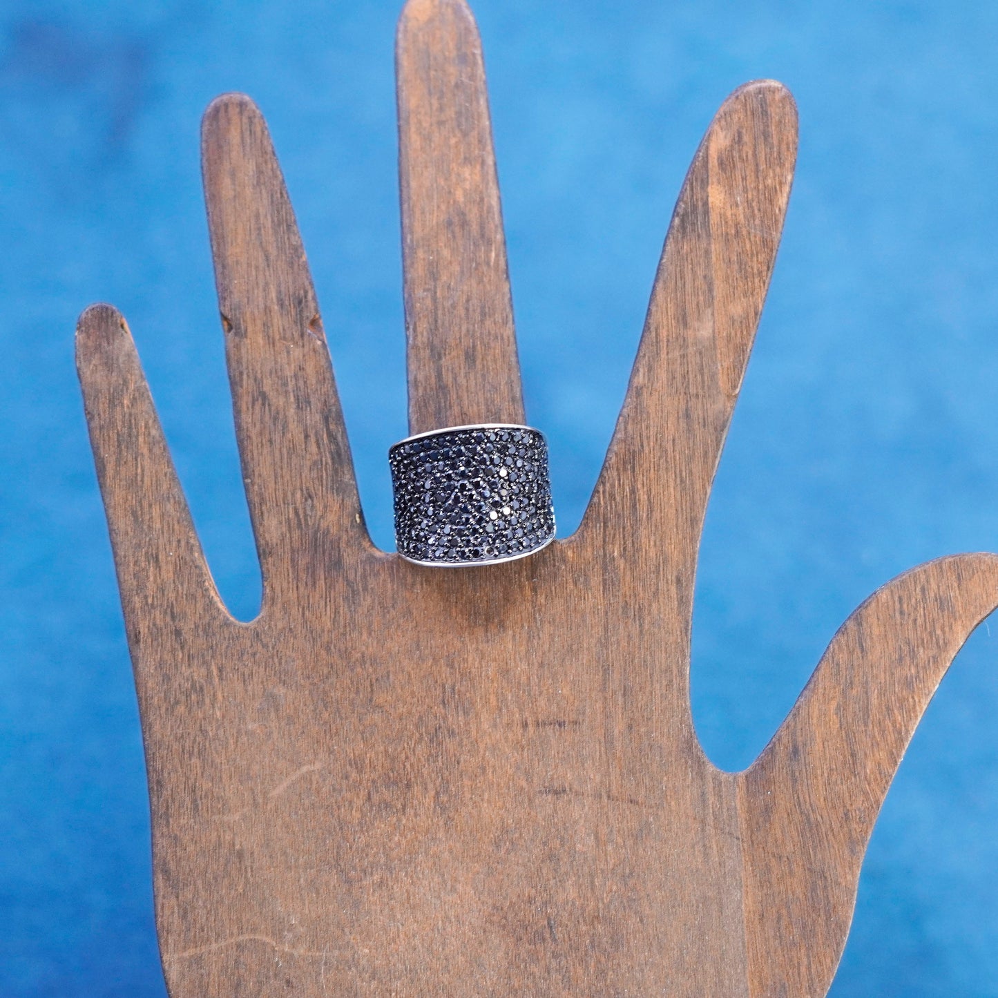 Size 8, vintage Sterling 925 silver band ring with cluster black diamond