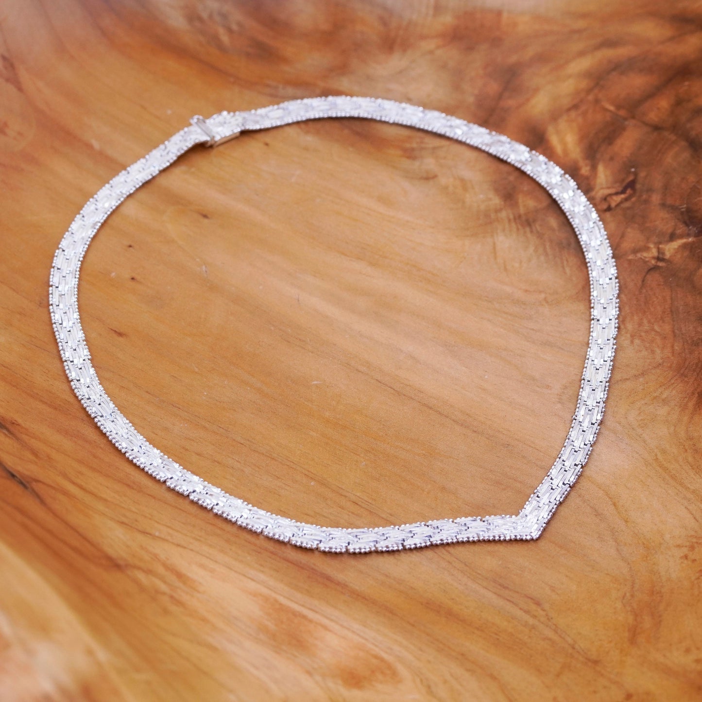 18” 7mm, vintage Italian V necklace, 925 riccio chain