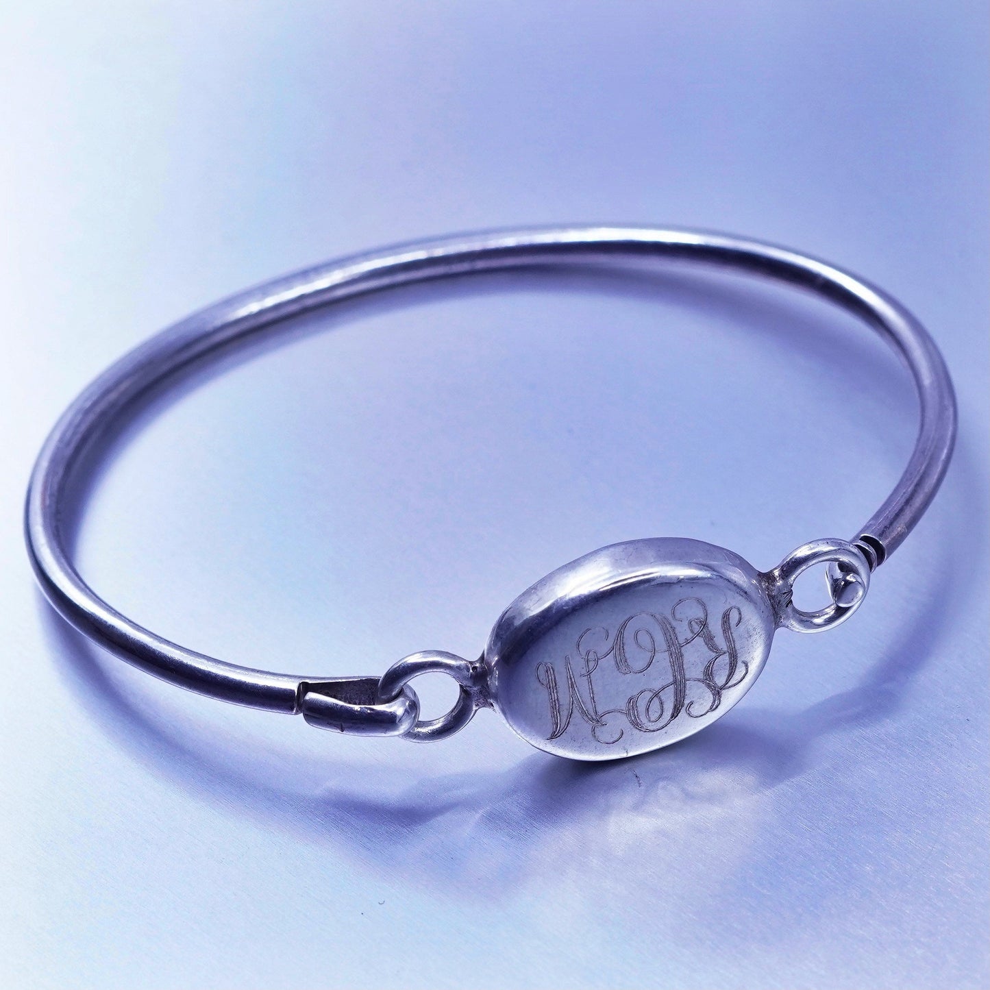 7”, Mexico Sterling 950 silver bracelet, hinged bangle monogram initial “RCM”