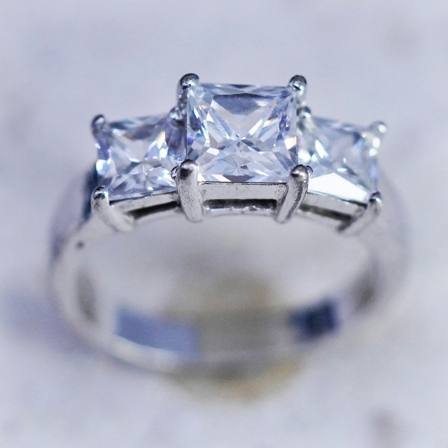 Size 7, vintage Sterling 925 silver engagement ring with cz
