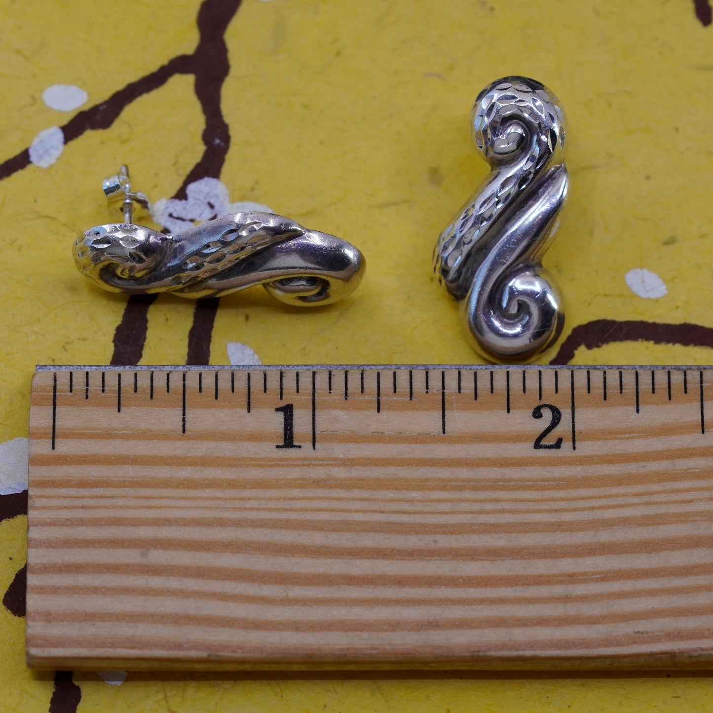 vintage mexico Sterling silver handmade studs, swirly earrings