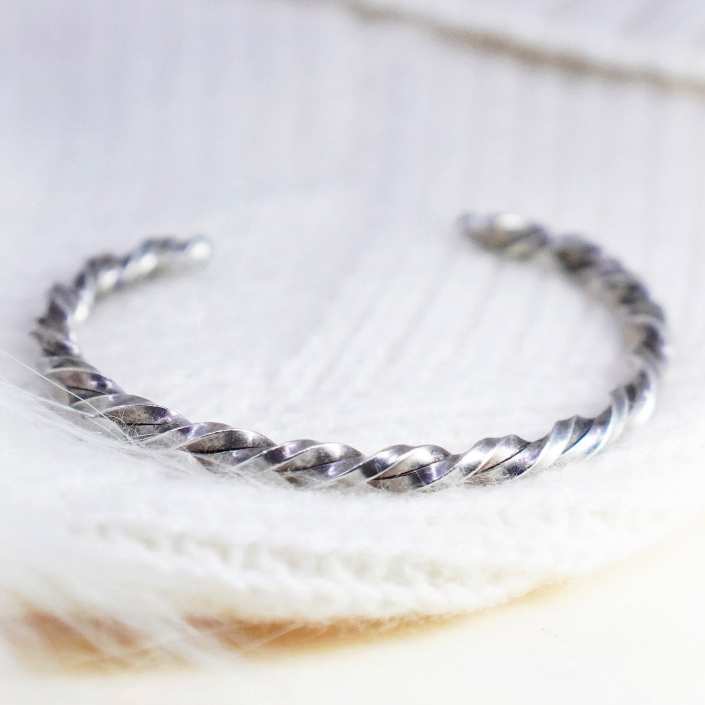 6.25”, vintage southwestern sterling silver handmade bracelet, twisted 925 cuff