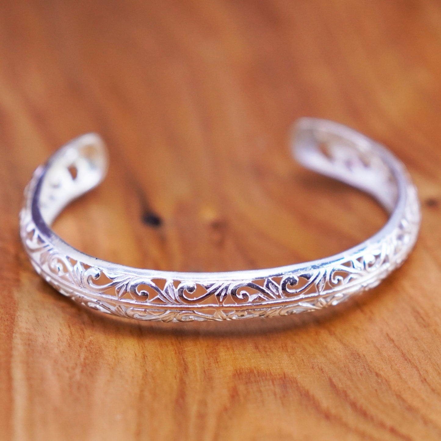 6.25”, Vintage Sterling silver handmade filigree bracelet, Thailand 925 cuff