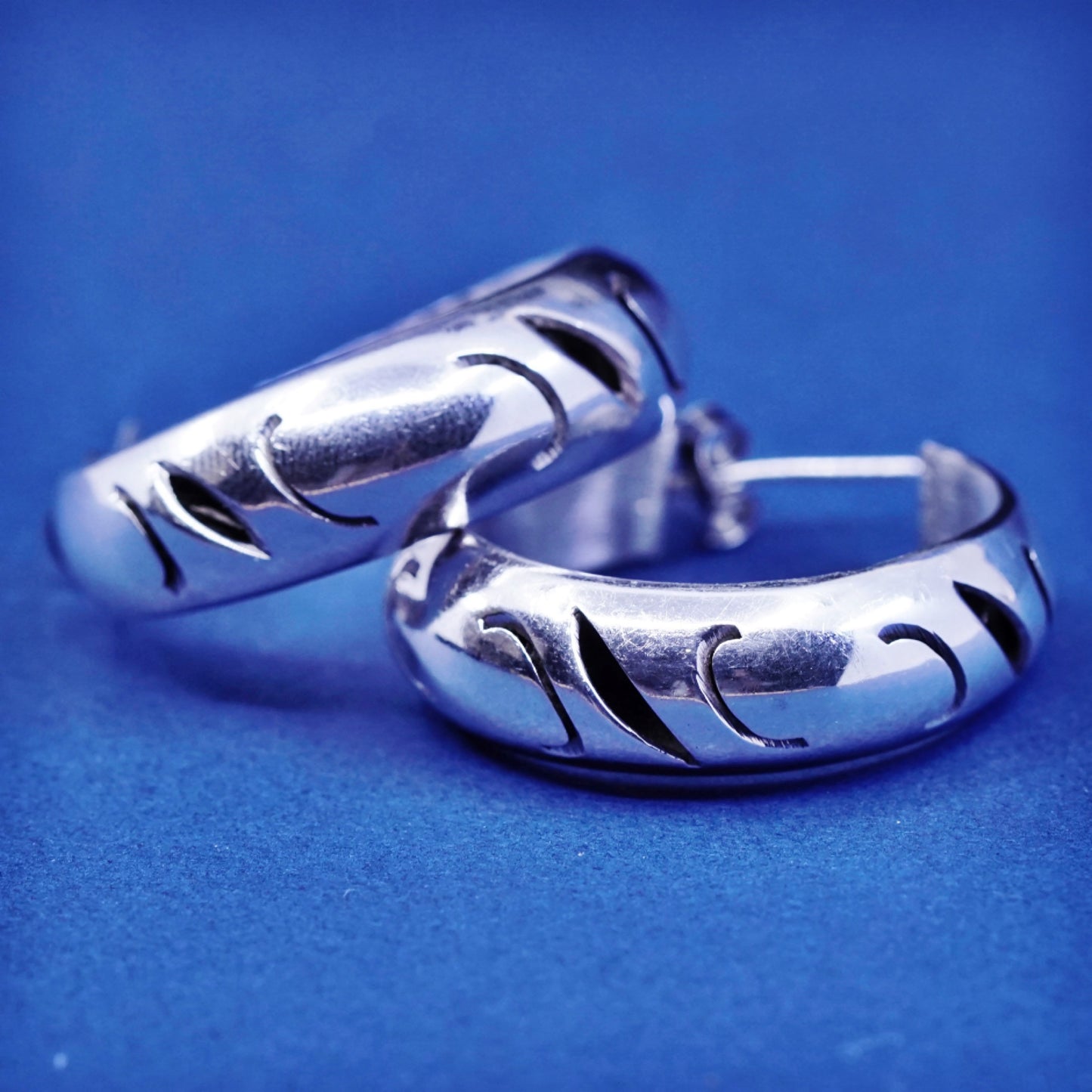 1.25”, vintage Sterling silver handmade hoop earrings, 925 huggie studs