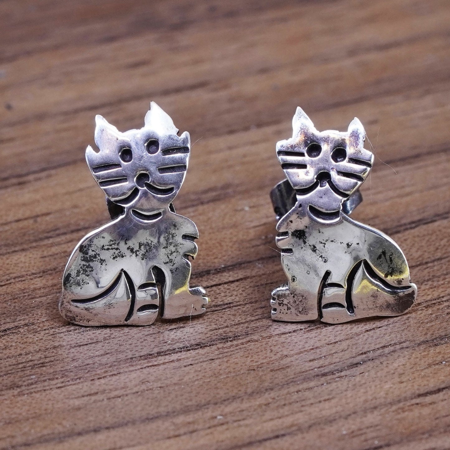 Vintage Sterling 925 silver handmade studs, cat kitty earrings
