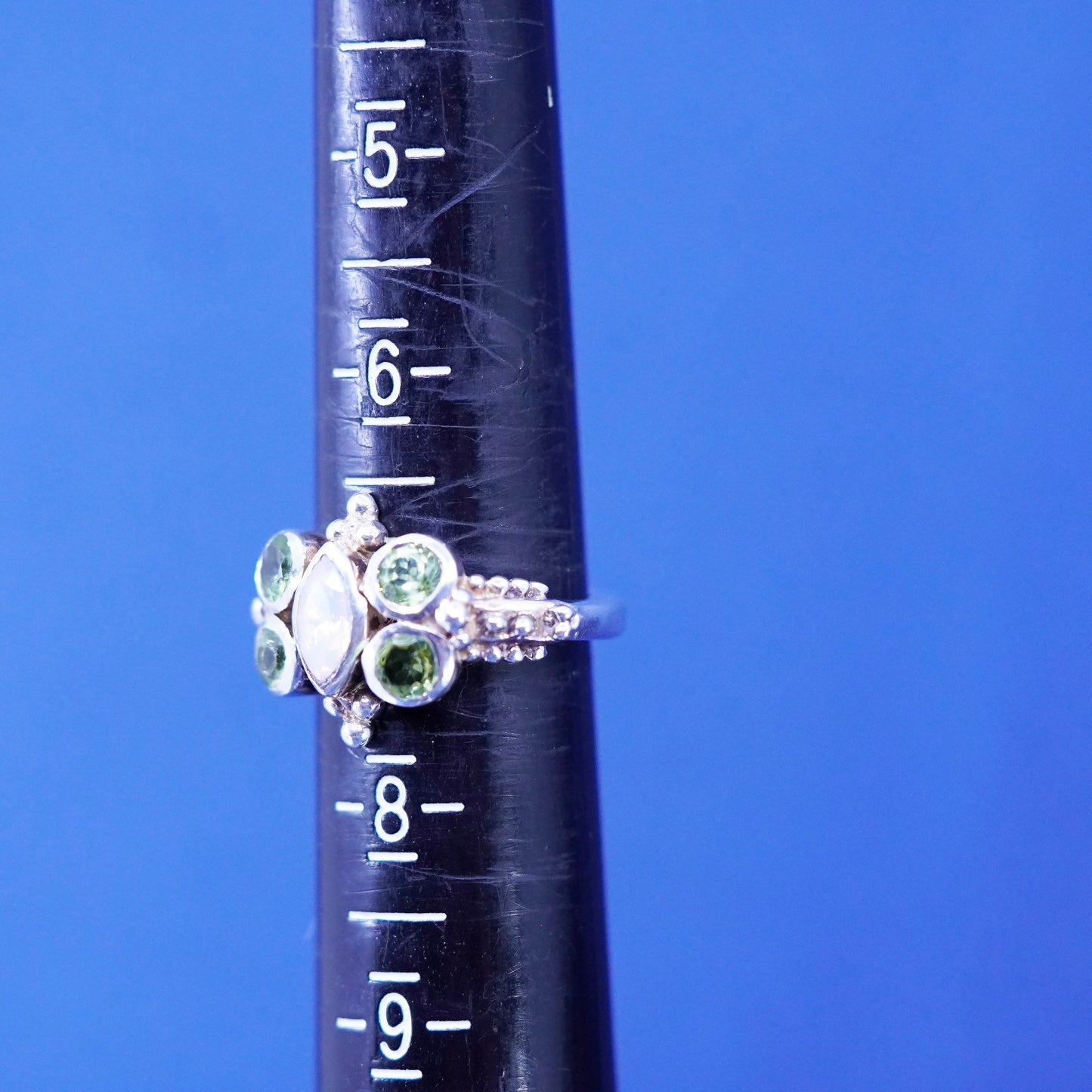 Size 7, Sterling 925 silver handmade ring with peridot and moonstone and beads
