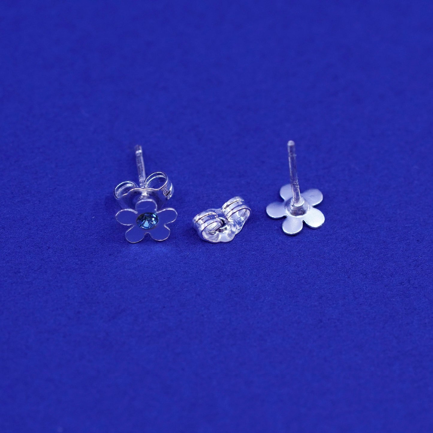 5mm, Vintage sterling silver handmade earrings, 925 flower studs with blue cz