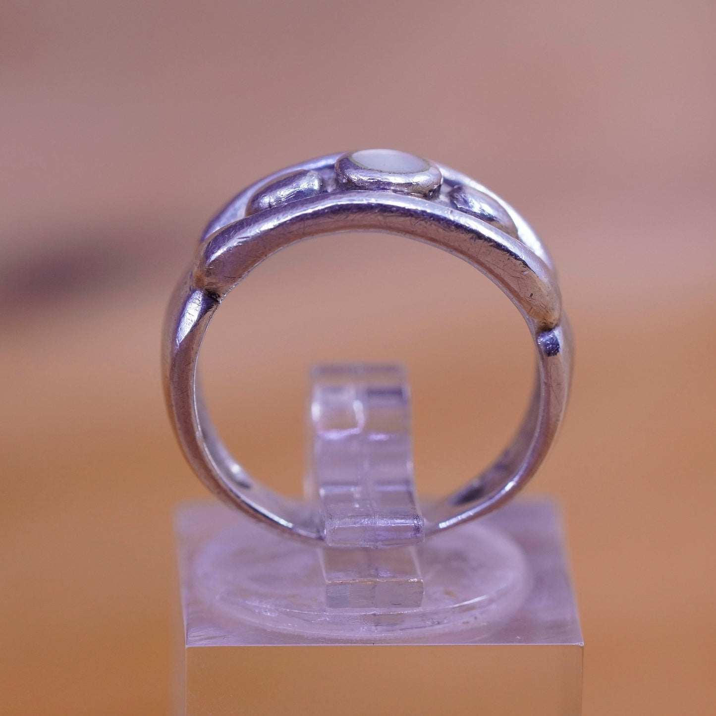 Size 5, vintage Sterling 925 silver handmade ring with mother of pearl and bead