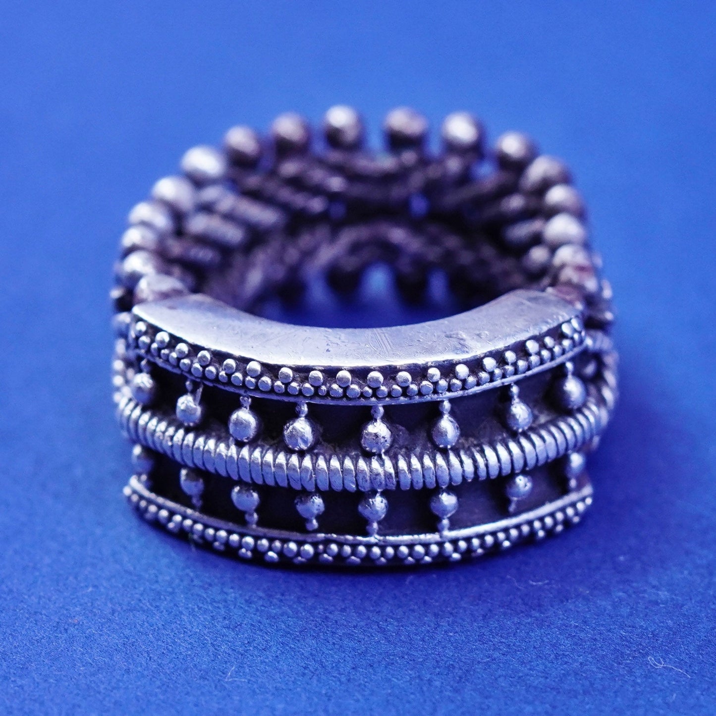 Size 8, vintage Sterling silver handmade ring, 925 texture chain band