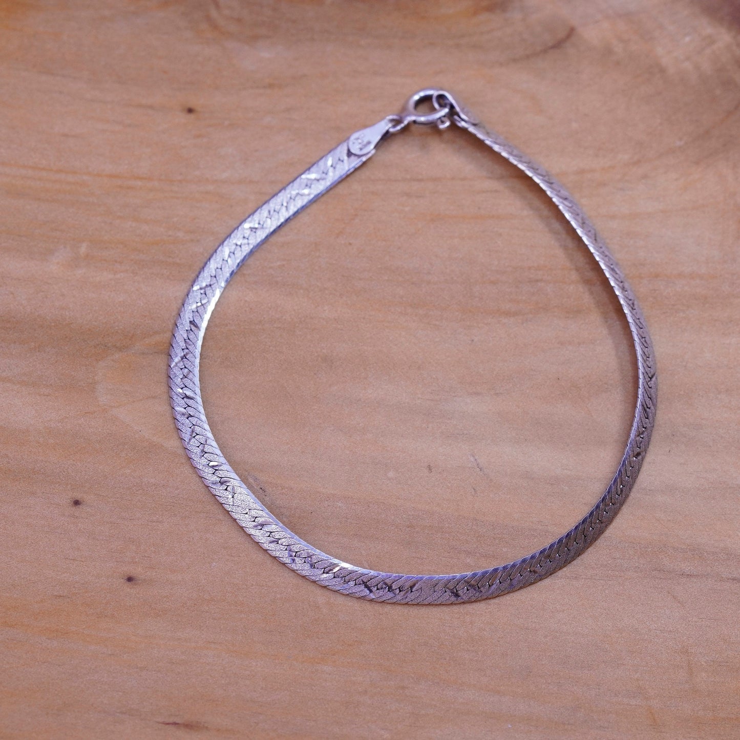 6.75”, Vintage Sterling silver textured herringbone bracelet, Italy 925 chain