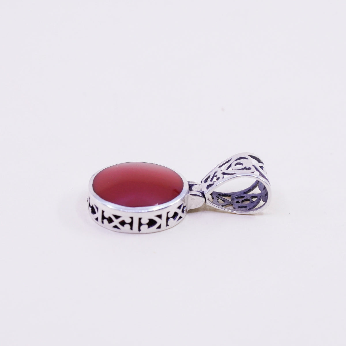 Silpada S1300sterling 925 silver handmade filigree pendant with red jasper