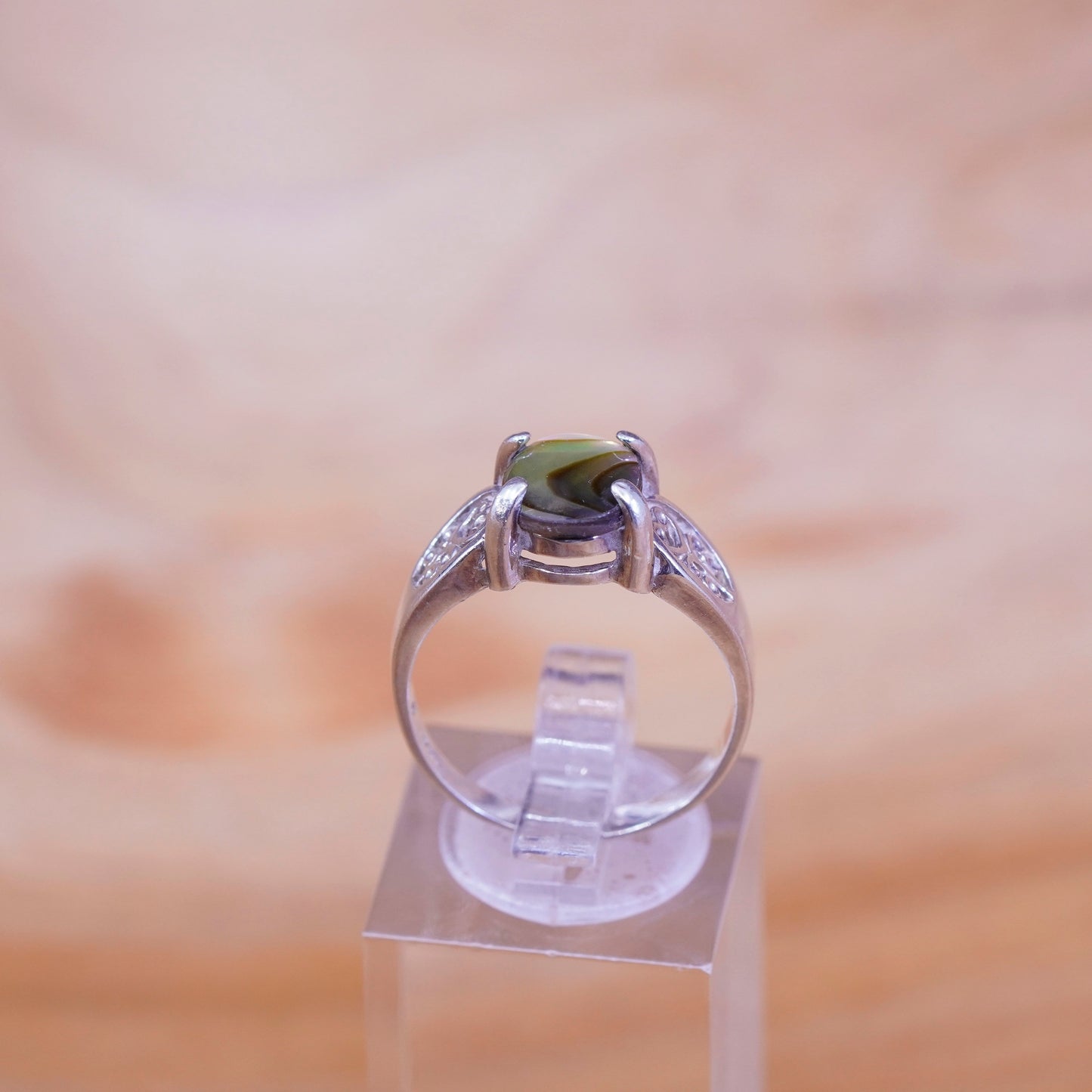 Size 8.25, vintage sterling 925 silver handmade filigree ring with abalone