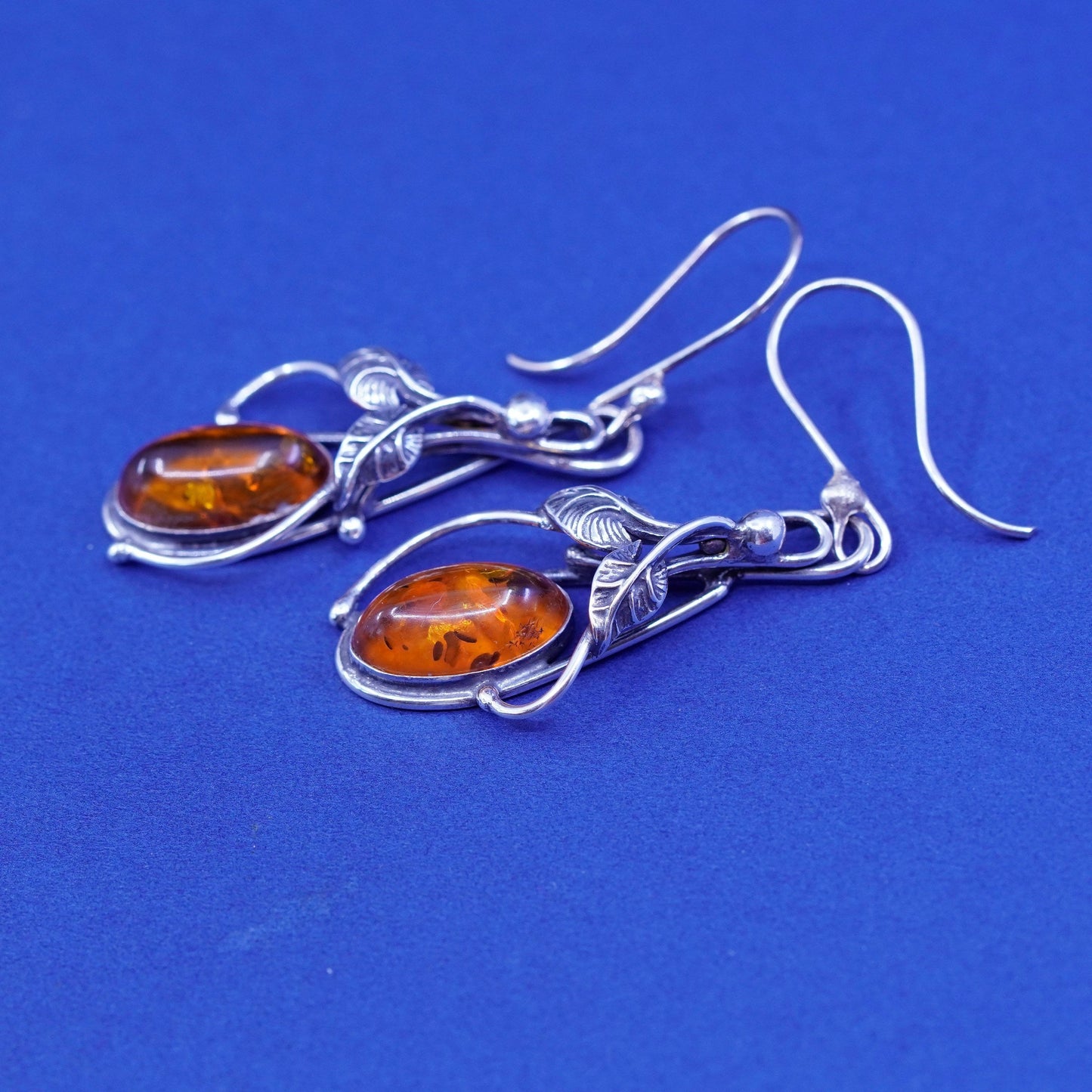 Vintage (500100) sterling silver handmade earrings, solid 925 silver with amber