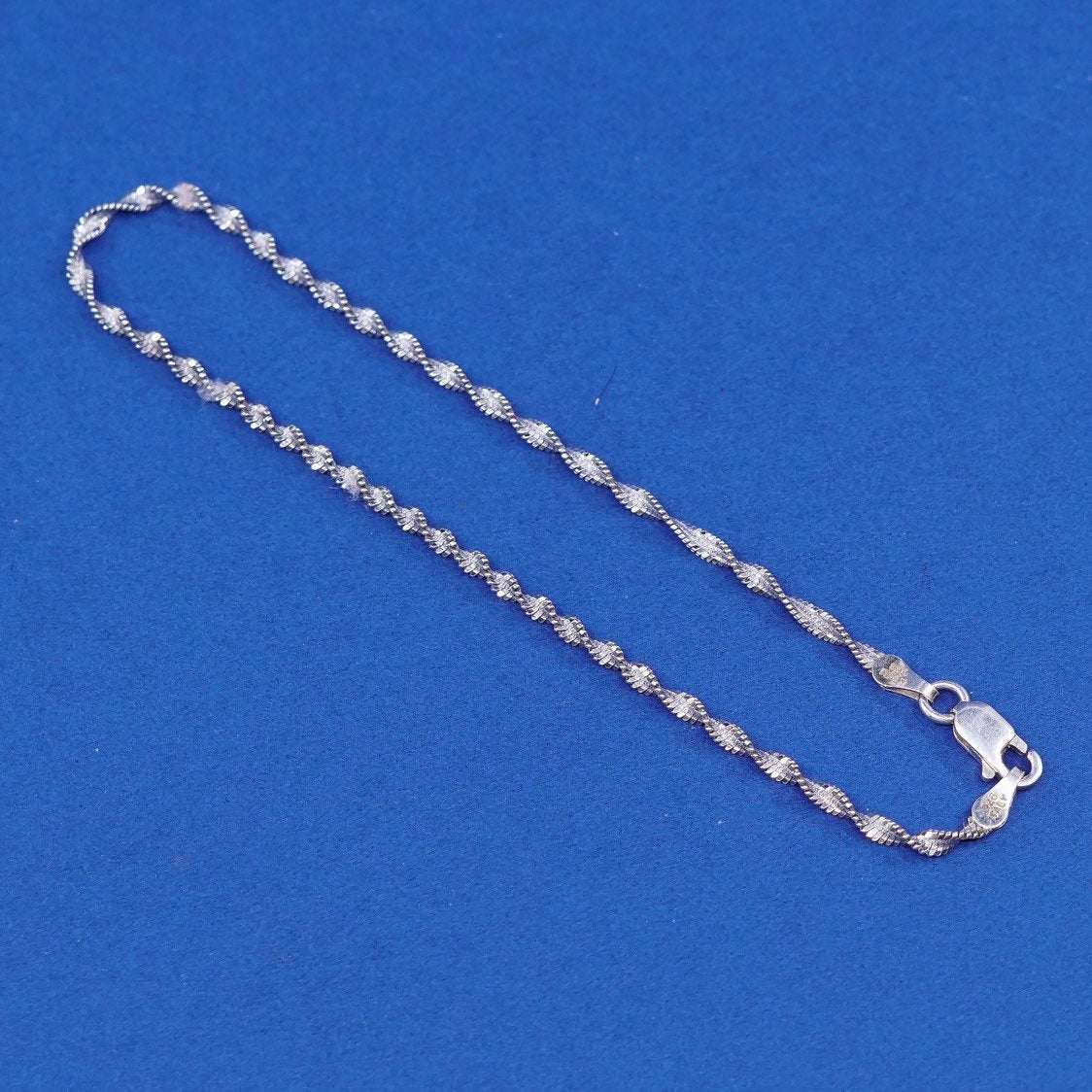 8.25", vtg Italy IBB Sterling silver bracelet, 925 twisted herringbone chain
