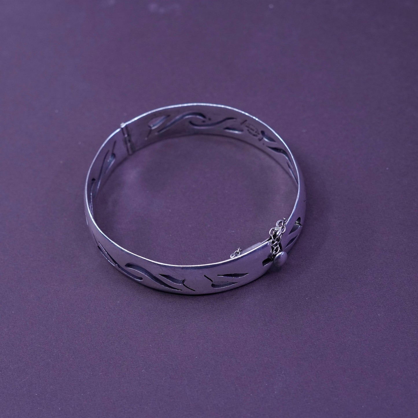 7.5”, vintage mexico hecho en Sterling silver handmade hinged bangle bracelet