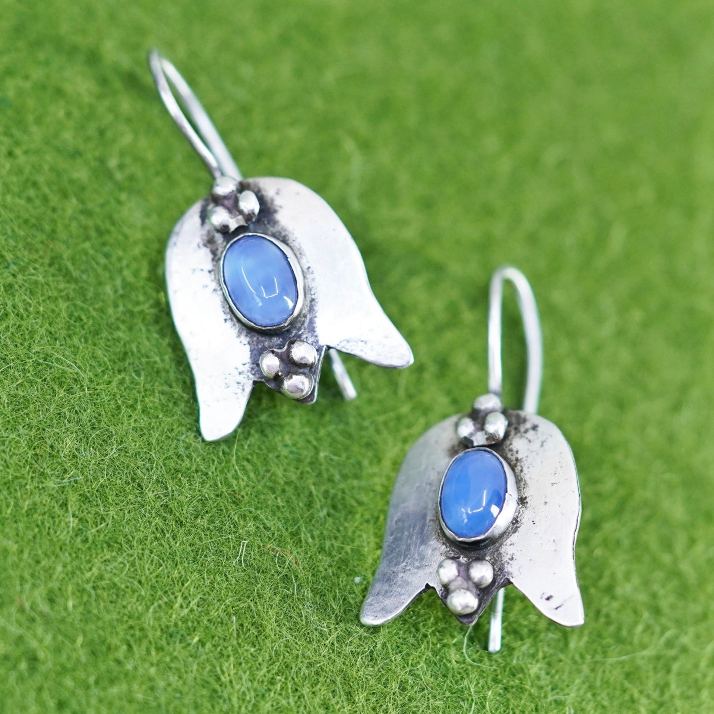 Vintage Sterling 925 silver handmade 925 lily flower earrings with moonstone