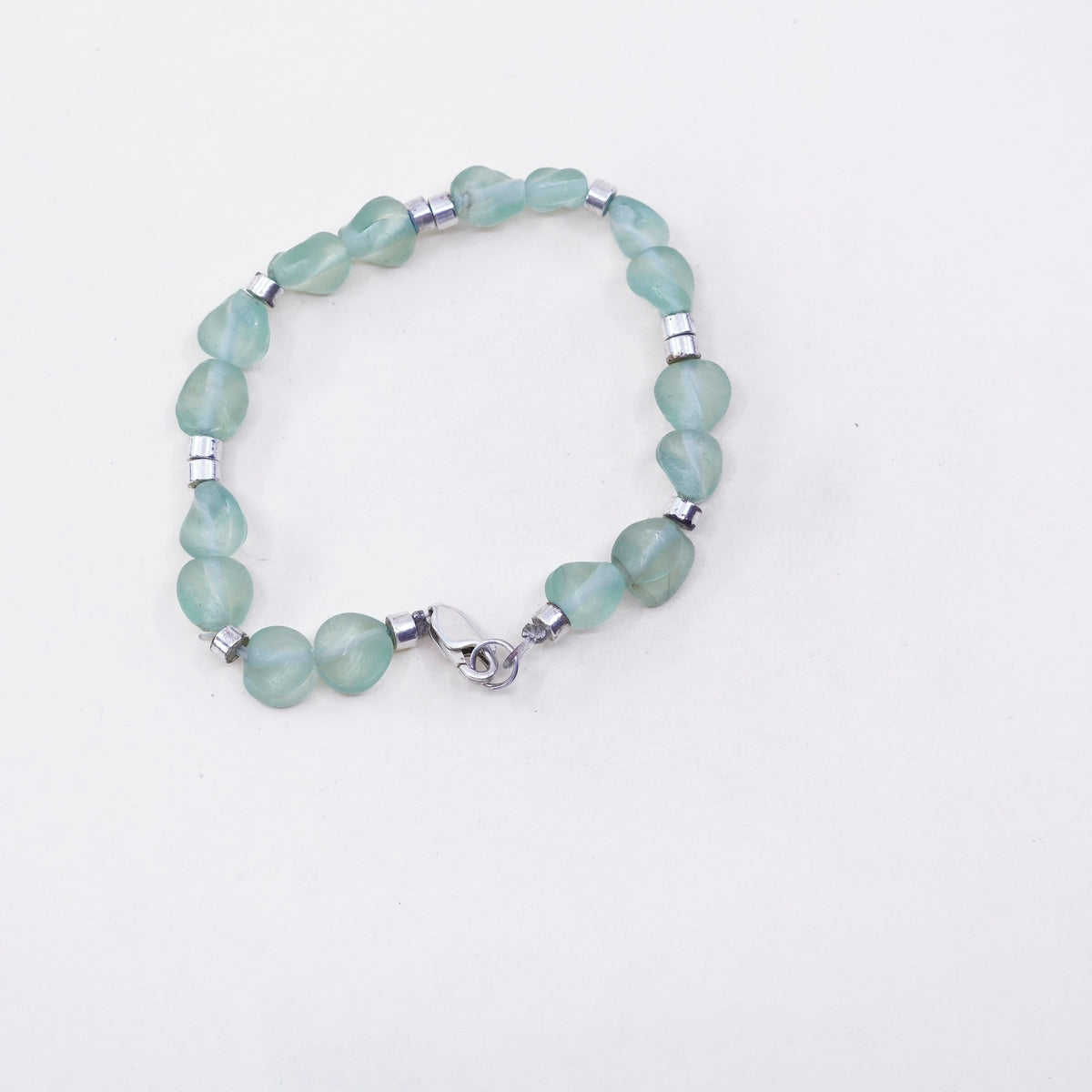 6.75”, vtg 925 Sterling silver handmade bracelet with sea washed glass nugget