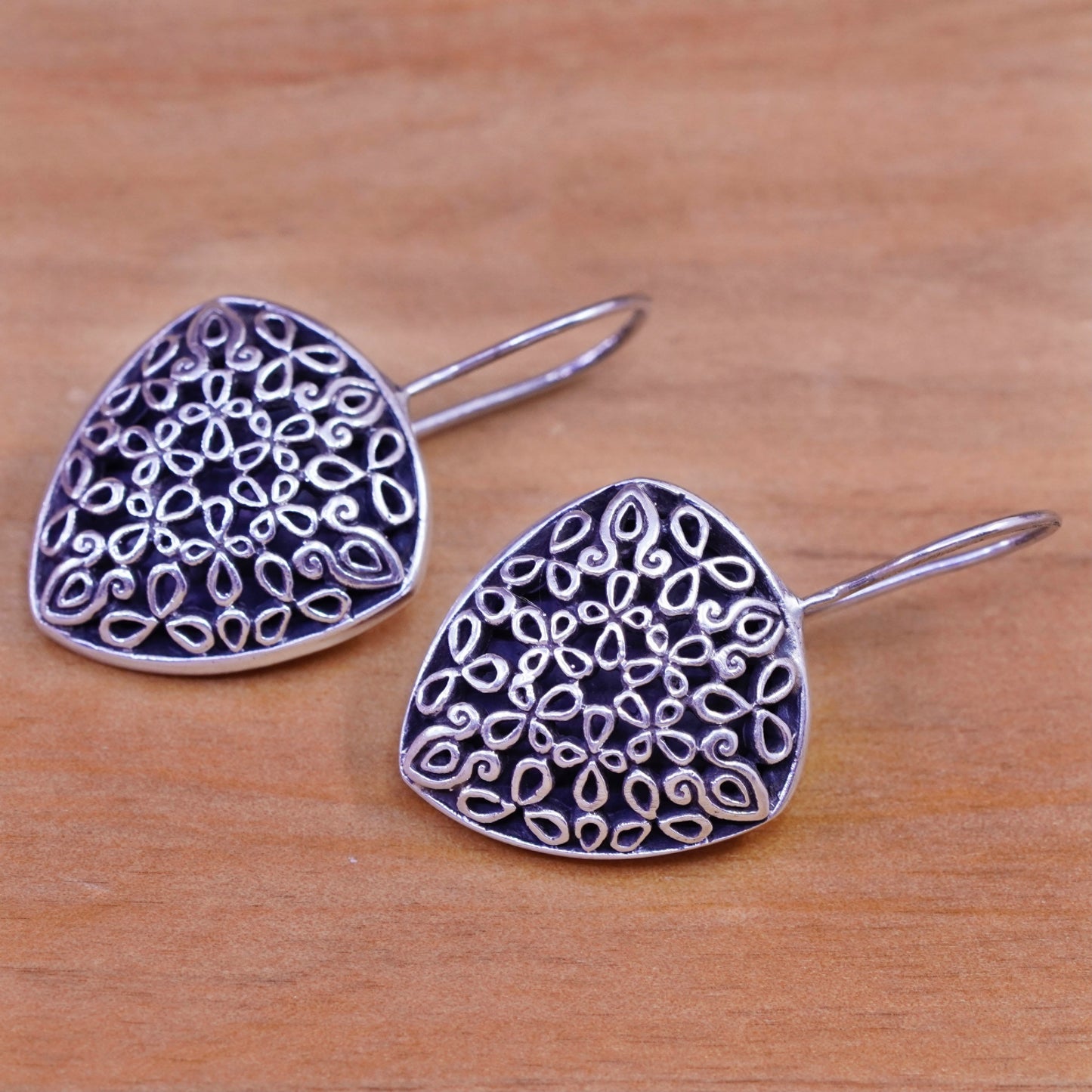 Vintage Sterling silver handmade earrings, filigree 925 drops