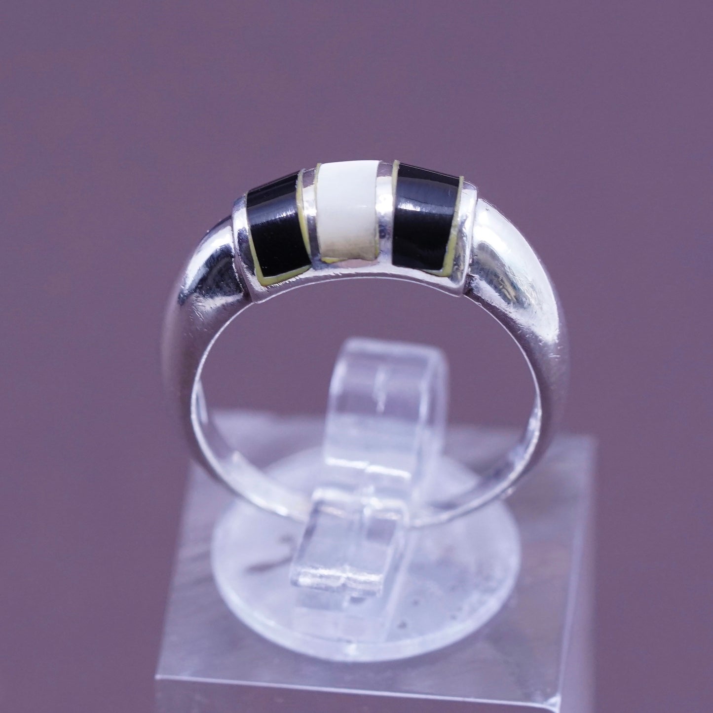 sz 7, vtg Sterling 926 silver handmade ring band w/ obsidian N mother of pearl