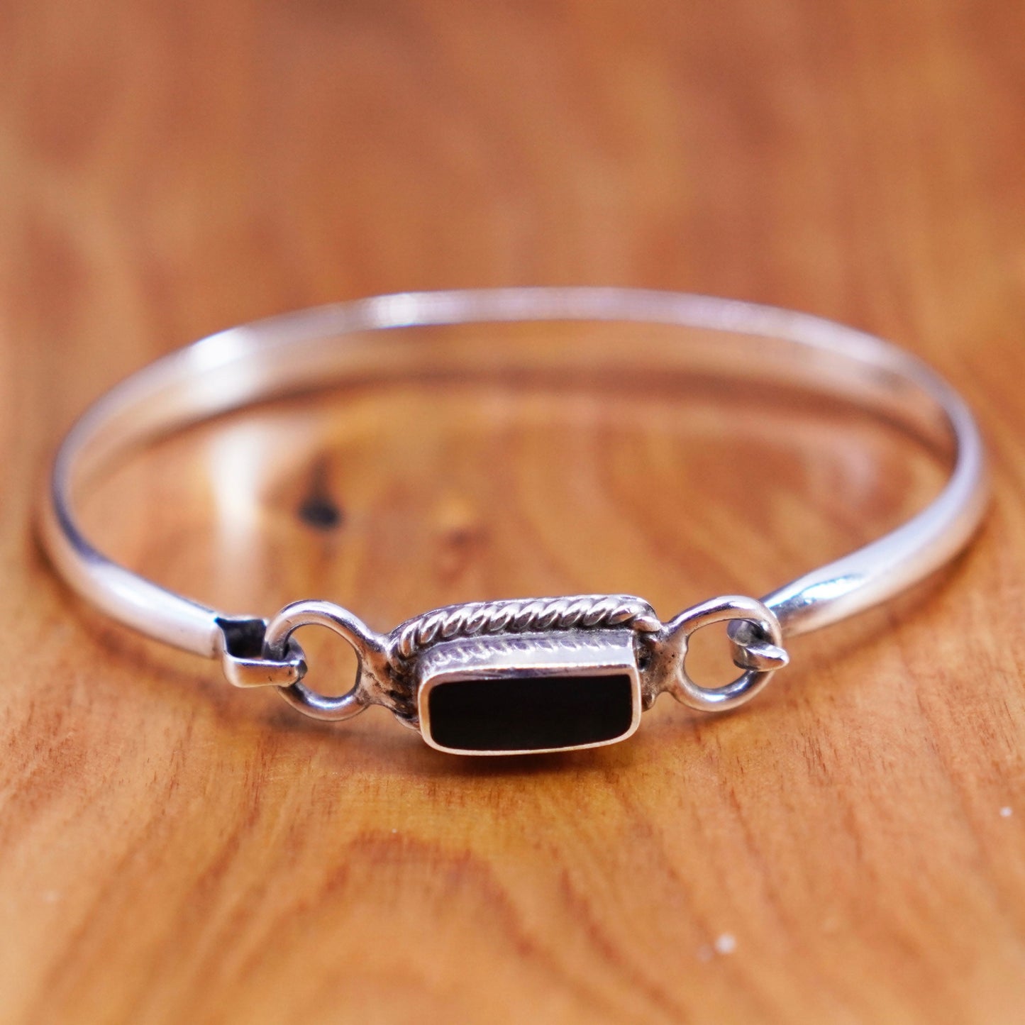 7”, Vintage Sterling silver handmade bracelet, Mexico 925 hinged bangle onyx
