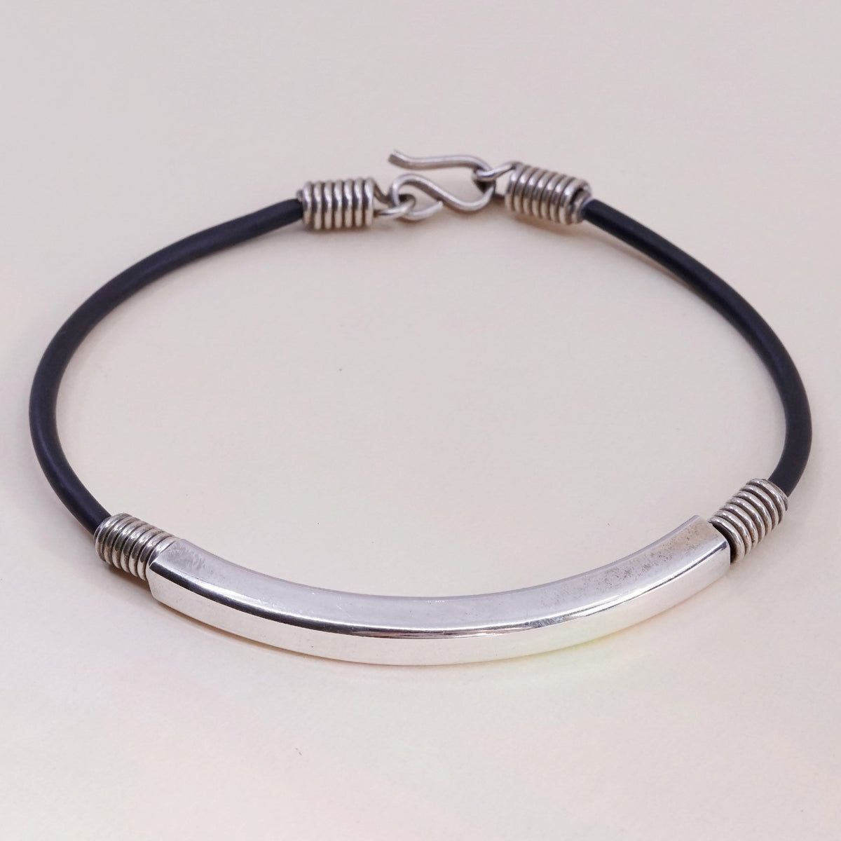 7.25”, Vintage black rubber chain with sterling 925 silver bar,