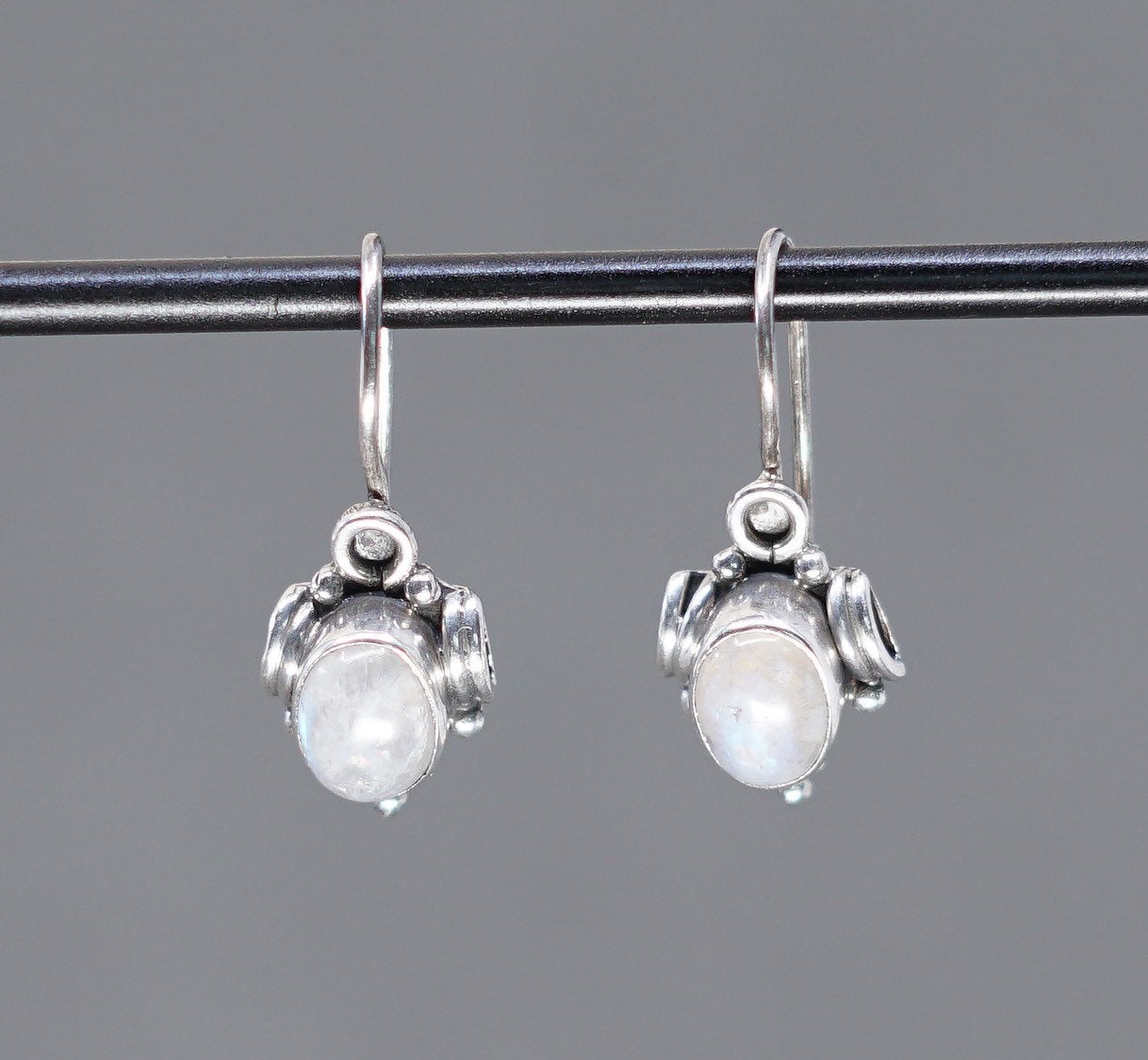 Sterling silver handmade earrings, 925 w/ oval shaped moonstone