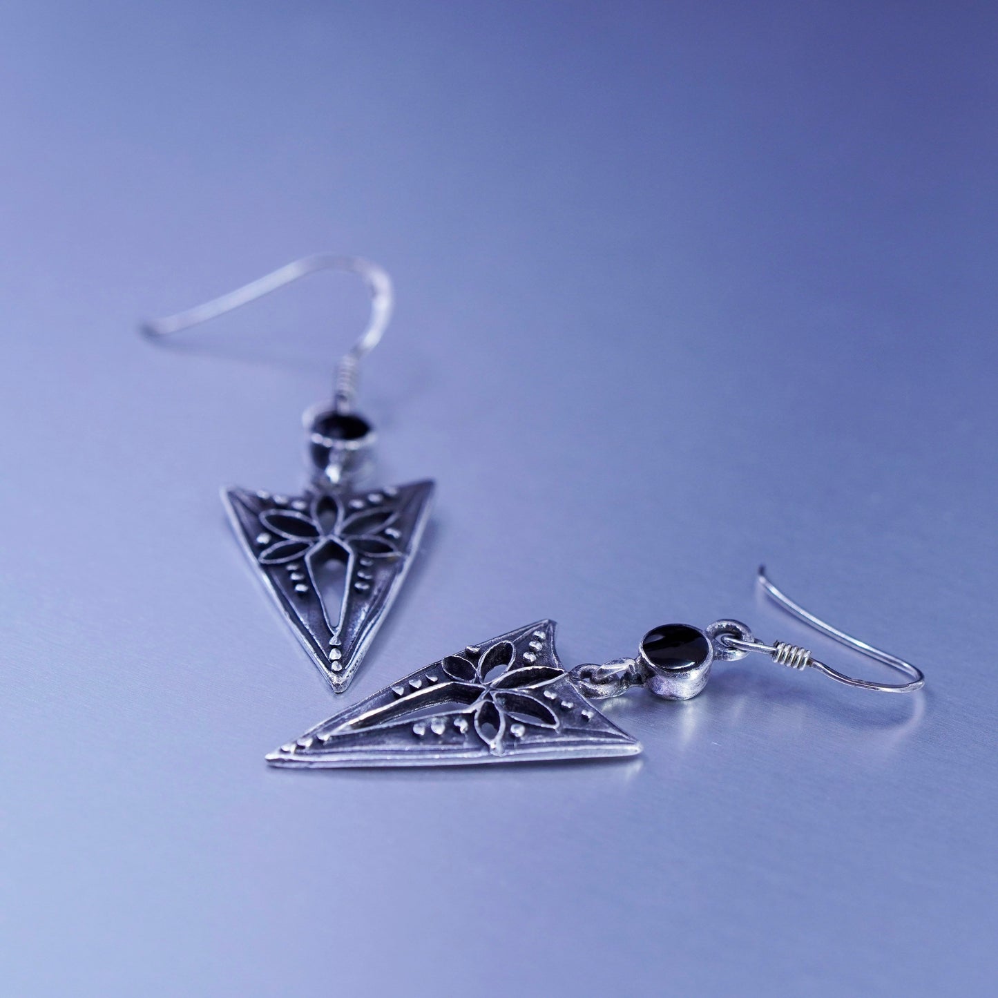 Vintage Sterling 925 silver handmade arrow earrings with black onyx and beads