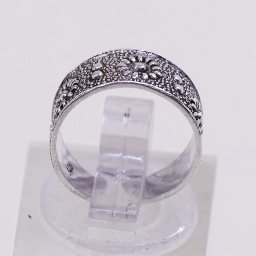 Size 2, Vtg Sterling Silver handmade open end Ring. 925 Flower Band, Stamped 925