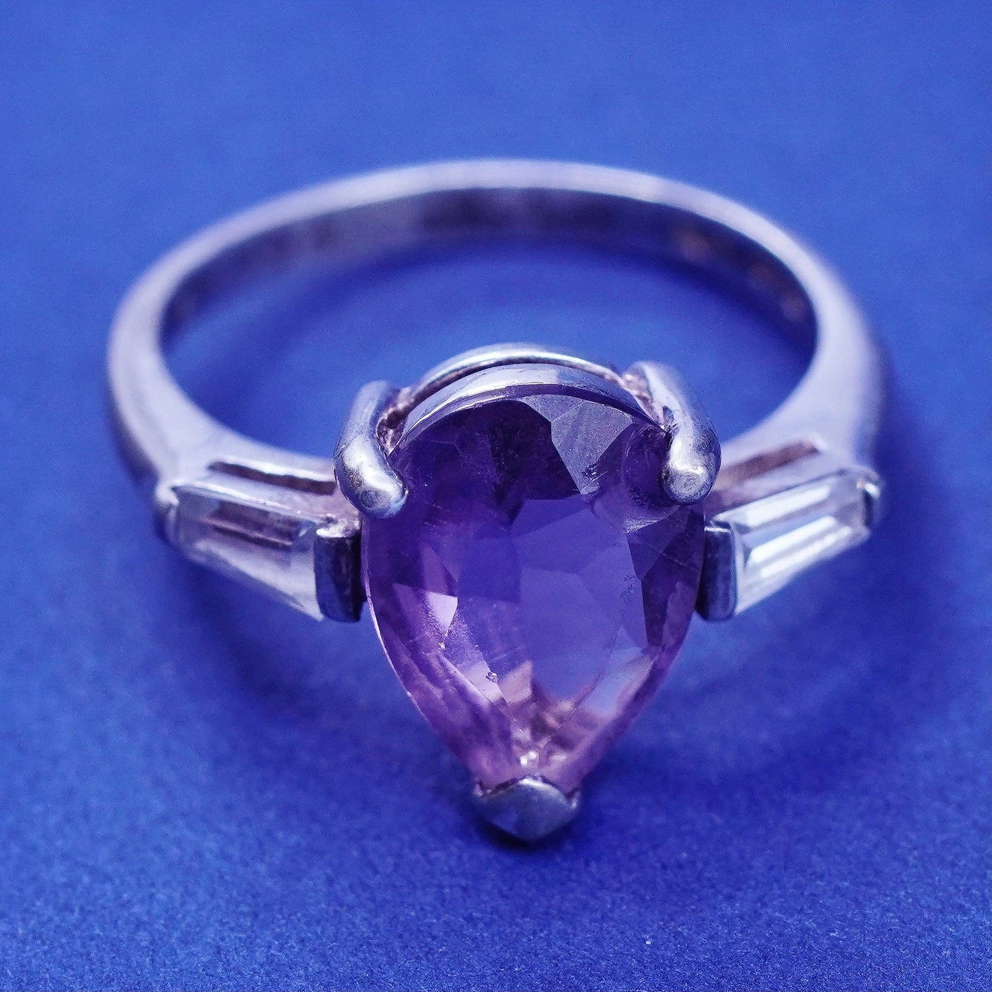 Size 7, vintage Sterling silver handmade ring, 925 band with teardrop amethyst