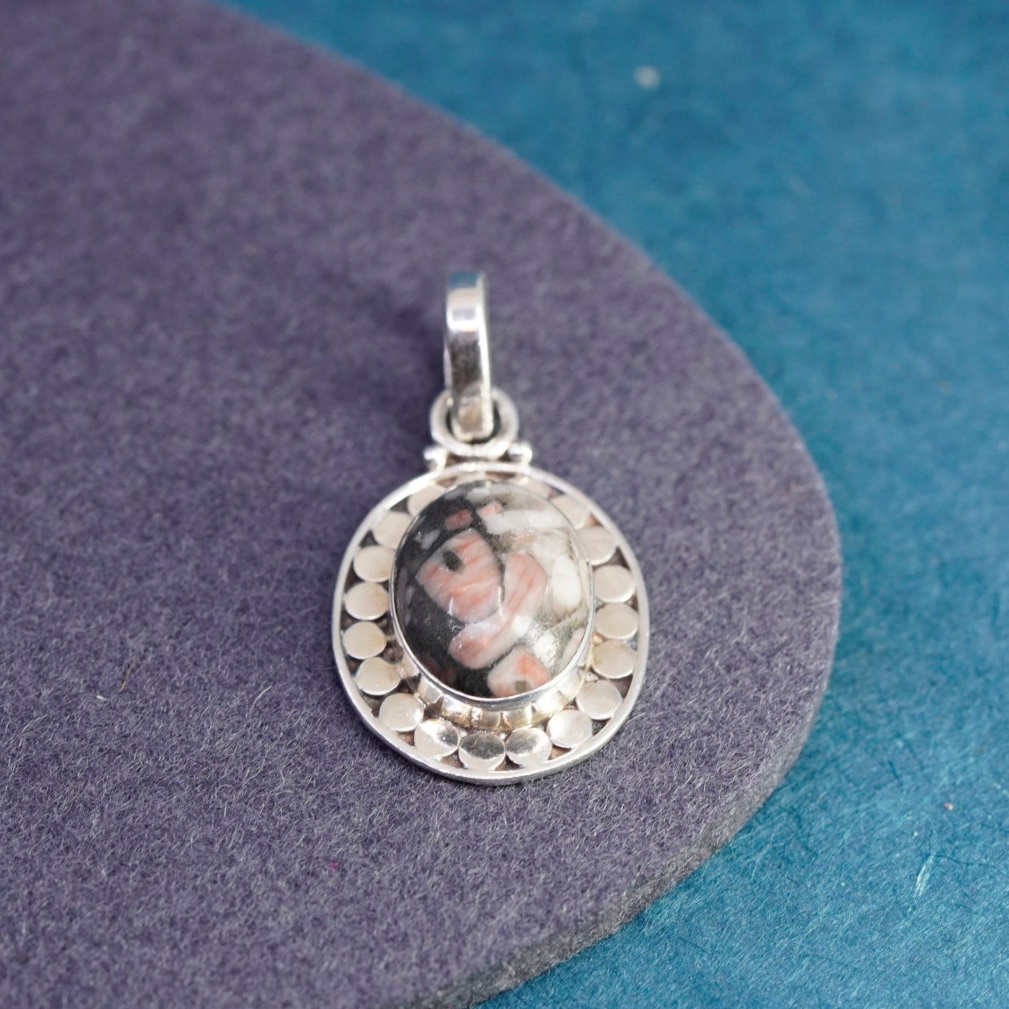 Vintage Mexico Sterling 925 silver handmade pendant with oval jasper