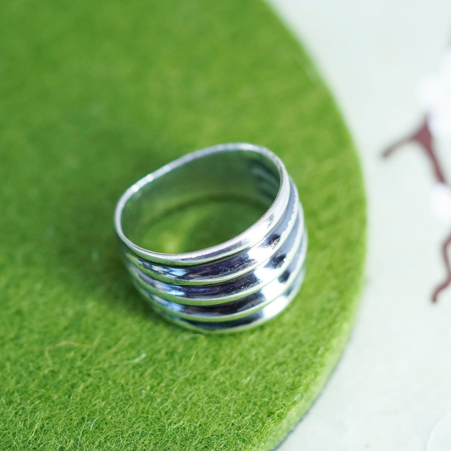 Size 7.5, vintage sterling silver handmade ribbed ring, wide 925 statement band
