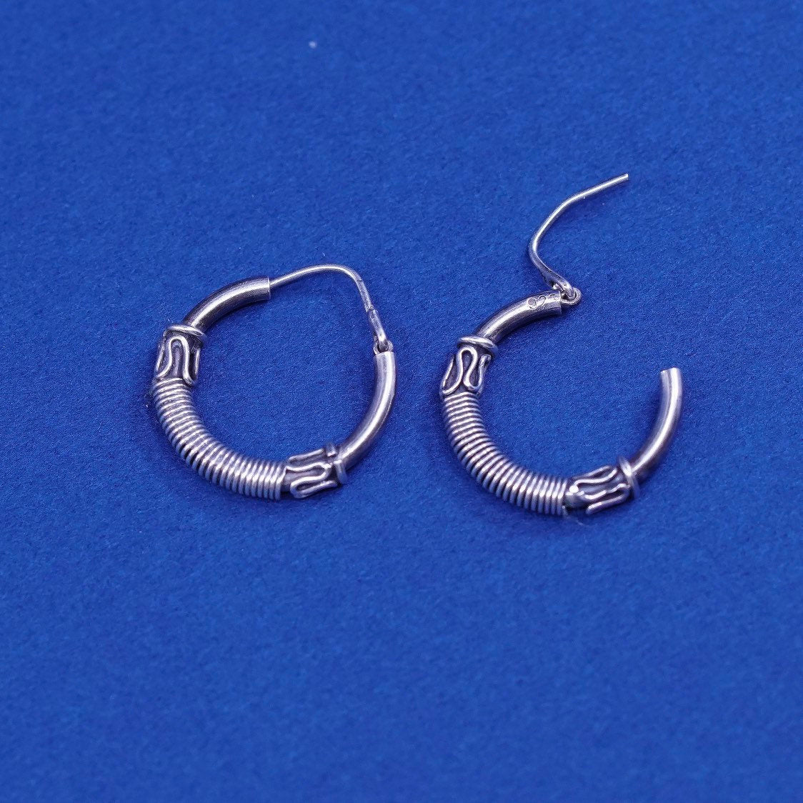 0.5”, vtg Sterling silver handmade earrings 925 silver textured hoops, huggie