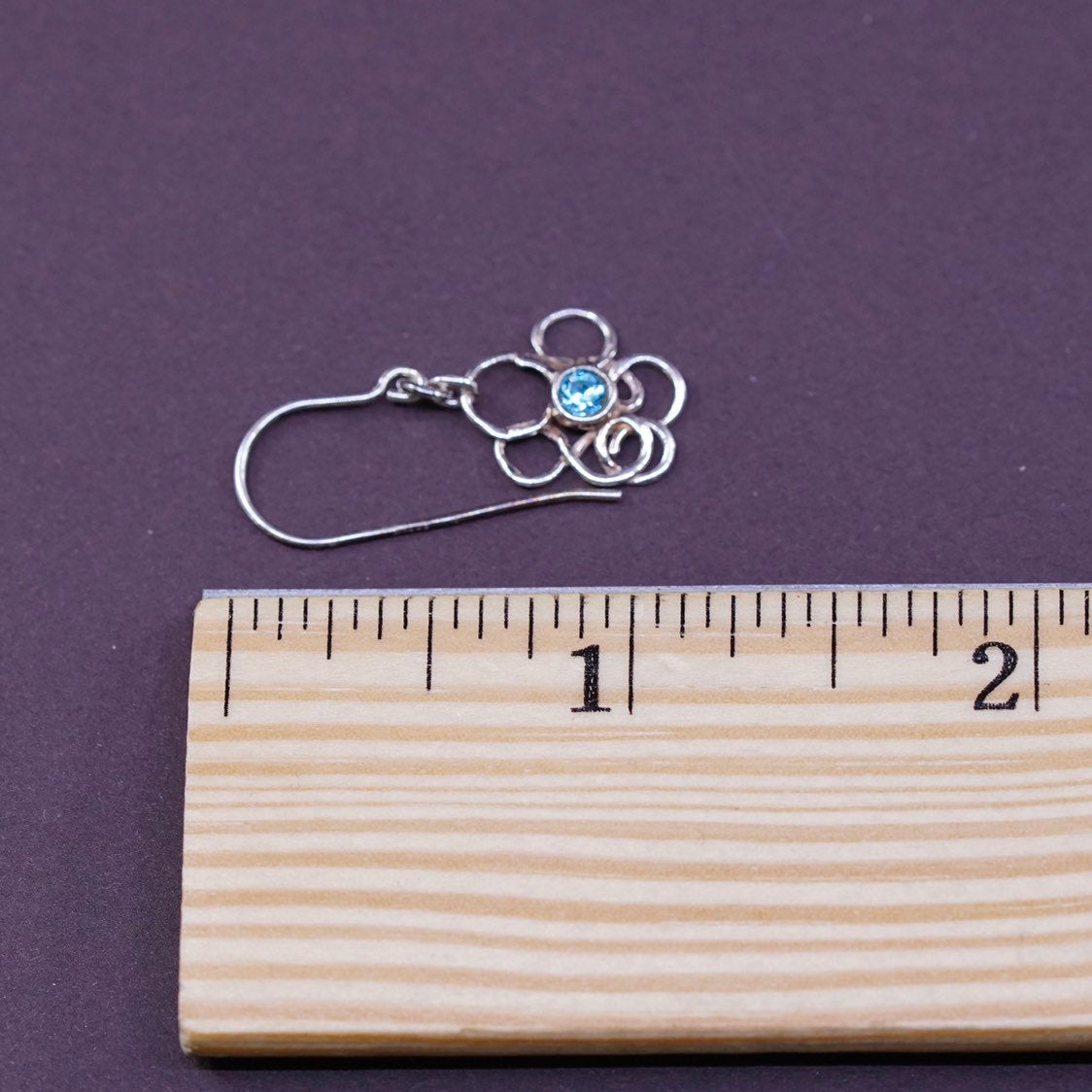 VTG Sterling silver handmade earrings, 925 swirl flower dangles w/ blue crystal
