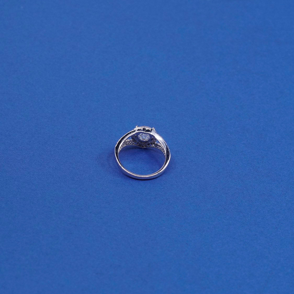 sz 8, vtg Sterling silver engagement ring 925 with heart and cluster Cz