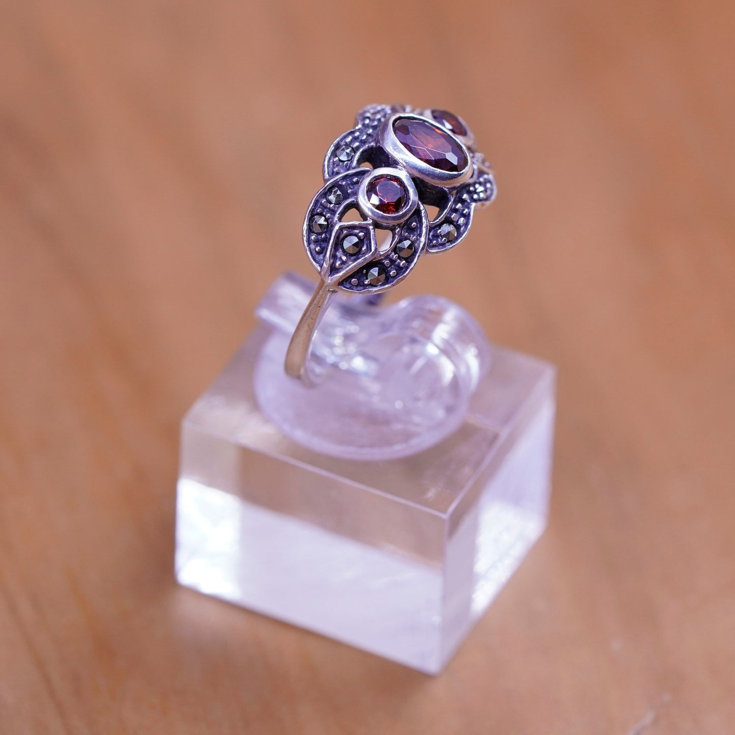 Size 6, vtg Sterling 925 silver handmade statement ring with ruby and marcasite