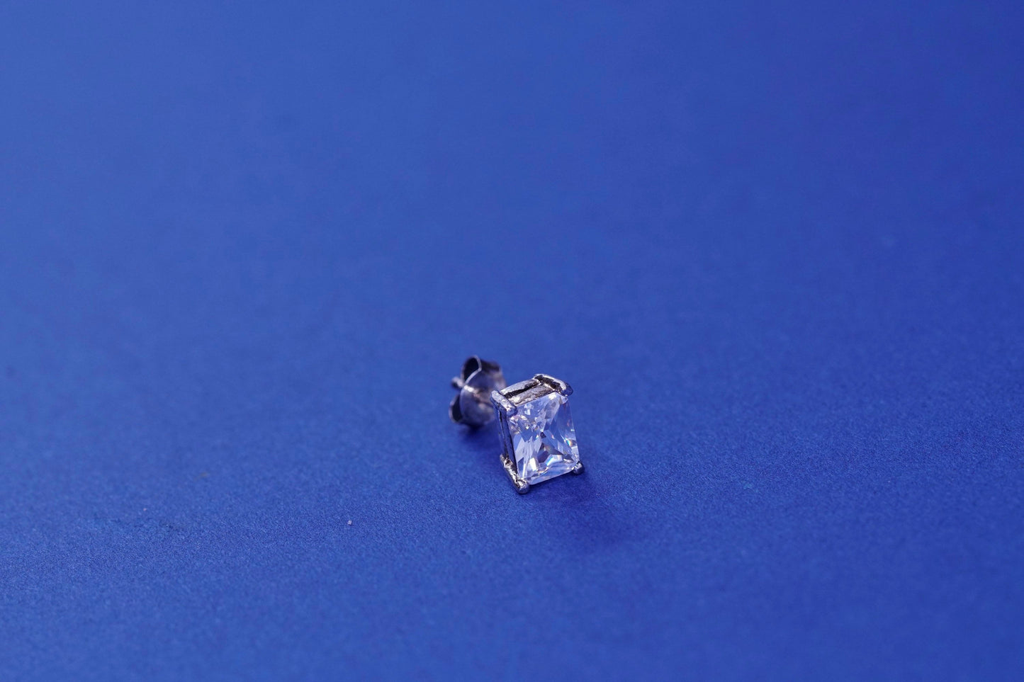 6mm, Vintage sterling silver handmade earrings, 925 studs with CZ