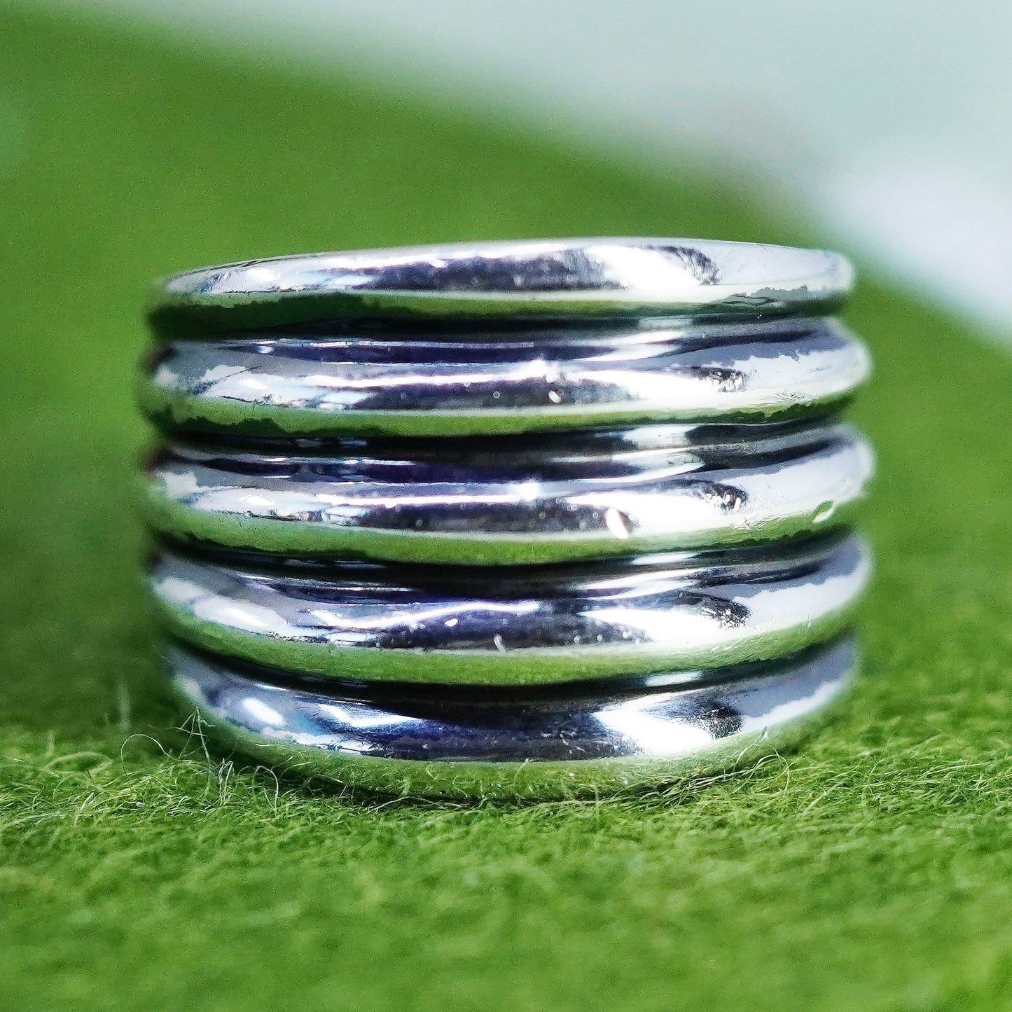 Size 7.5, vintage sterling silver handmade ribbed ring, wide 925 statement band