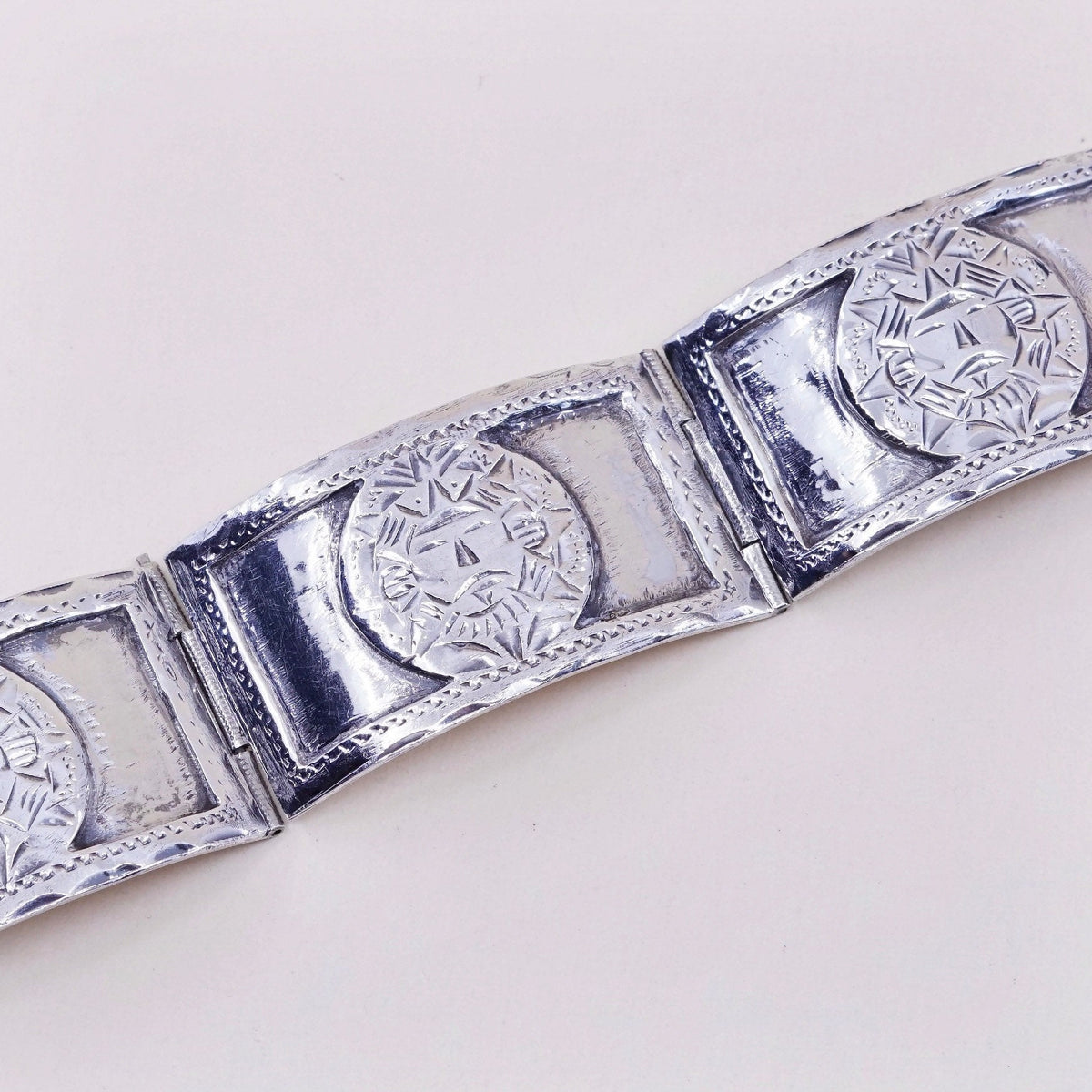 6.5”, Native American sterling silver bracelet, 925 Sundance hinged bangle