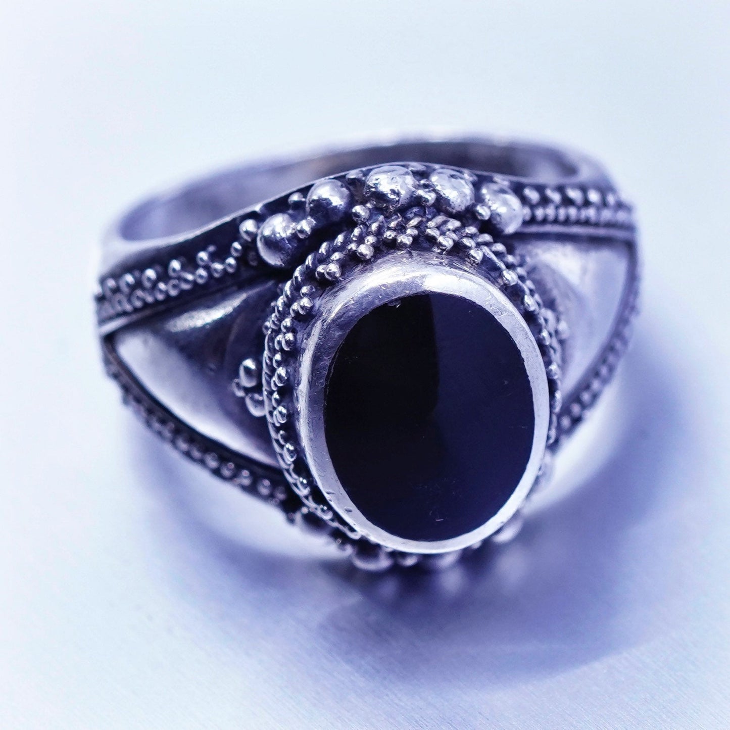 Size 7, vintage bali Sterling 925 silver handmade ring with onyx and beads