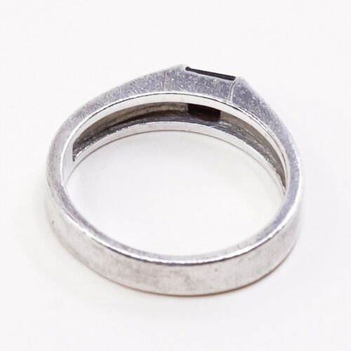 Sz 6, Vtg Sterling 925 Silver Handmade Ring W/ ruby, stamped 925