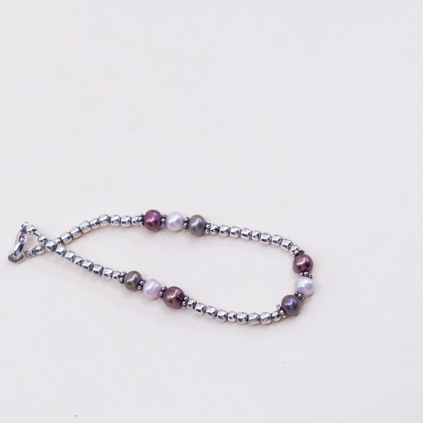 7”, vtg sterling silver handmade bracelet, 925 beads with black and white pearl