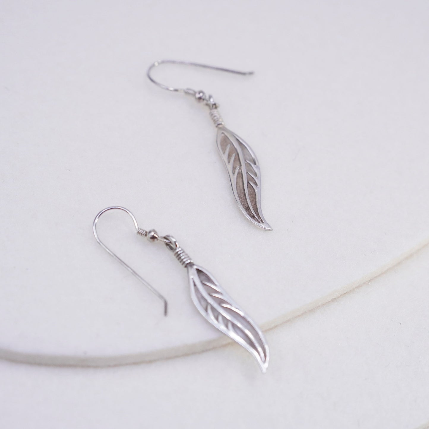 Navajo Native American Sheila Tso Masha Sterling 925 silver earrings feather