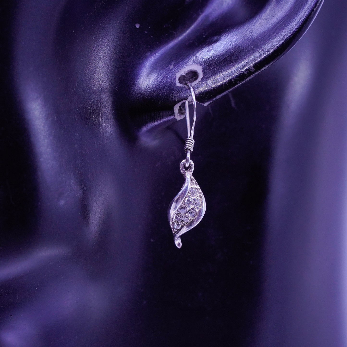 Vintage Sterling 925 silver earrings with wavy dangle and Cz