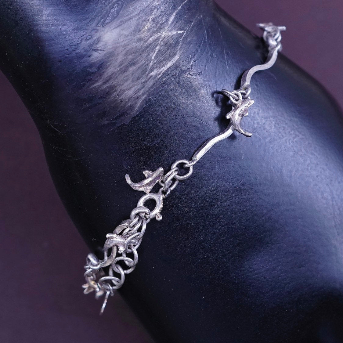 7.75"+1”, vtg Sterling silver bracelet, Italy 925 wavy bar n dolphin charms