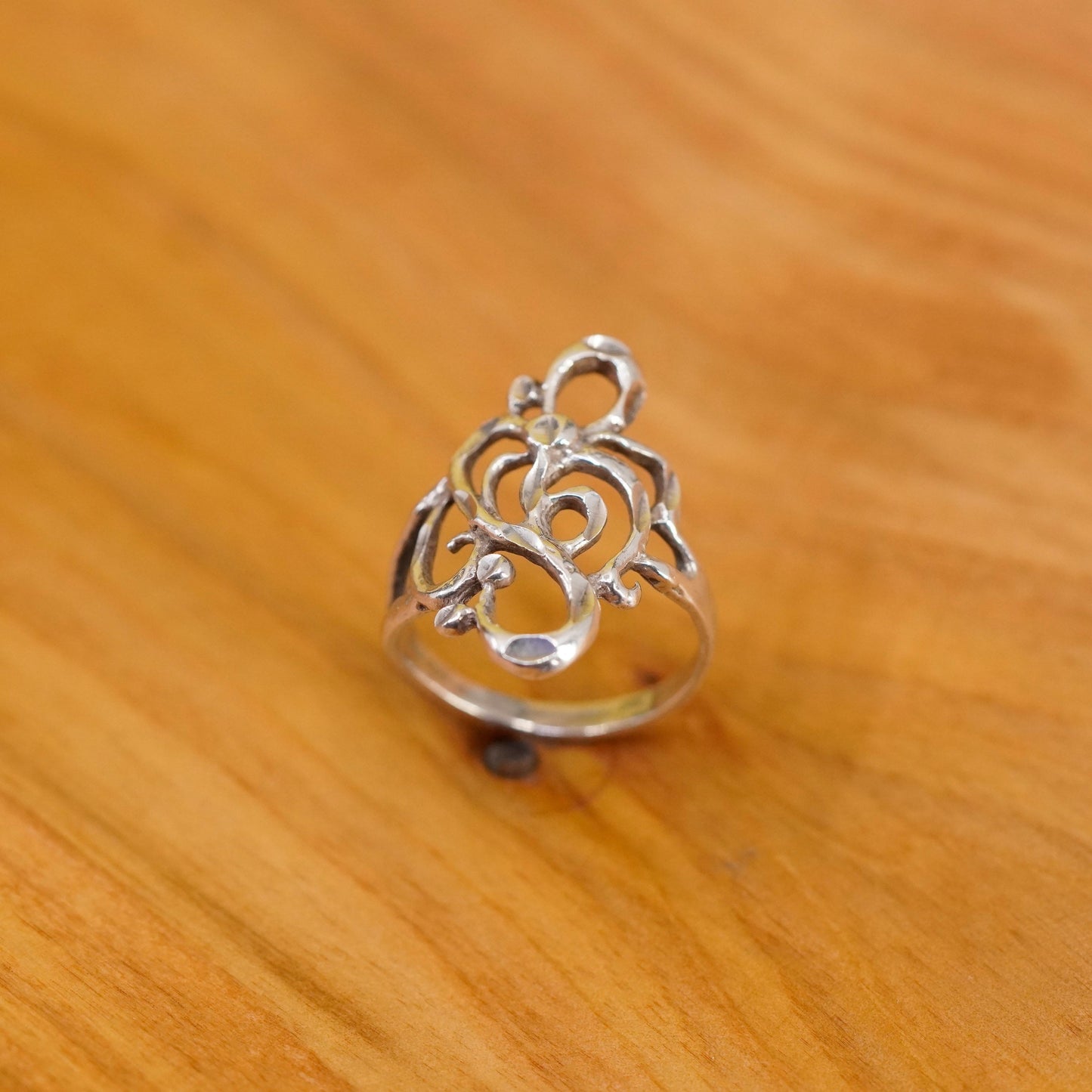 Size 7, Sterling silver handmade ring, southwestern 925 filigree swirl band