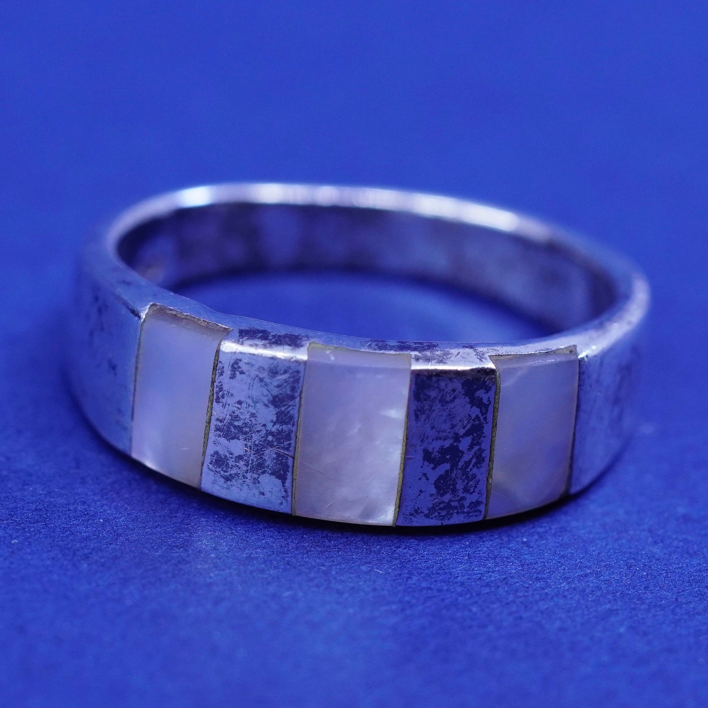 Size 8.25, Native American navajo Sterling 925 silver handmade ring mop