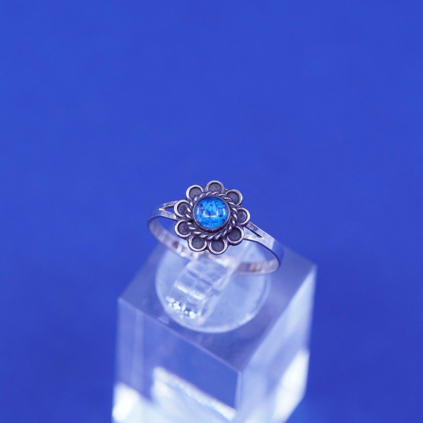 Size 7.25, Mexico sterling 925 silver handmade sub flower ring with opal