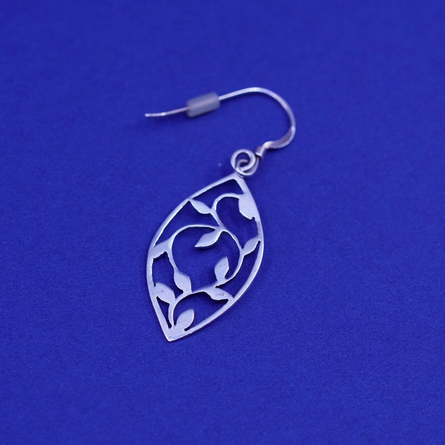 Vintage sterling silver handmade earrings, 925 marquise drops with leaf cutout
